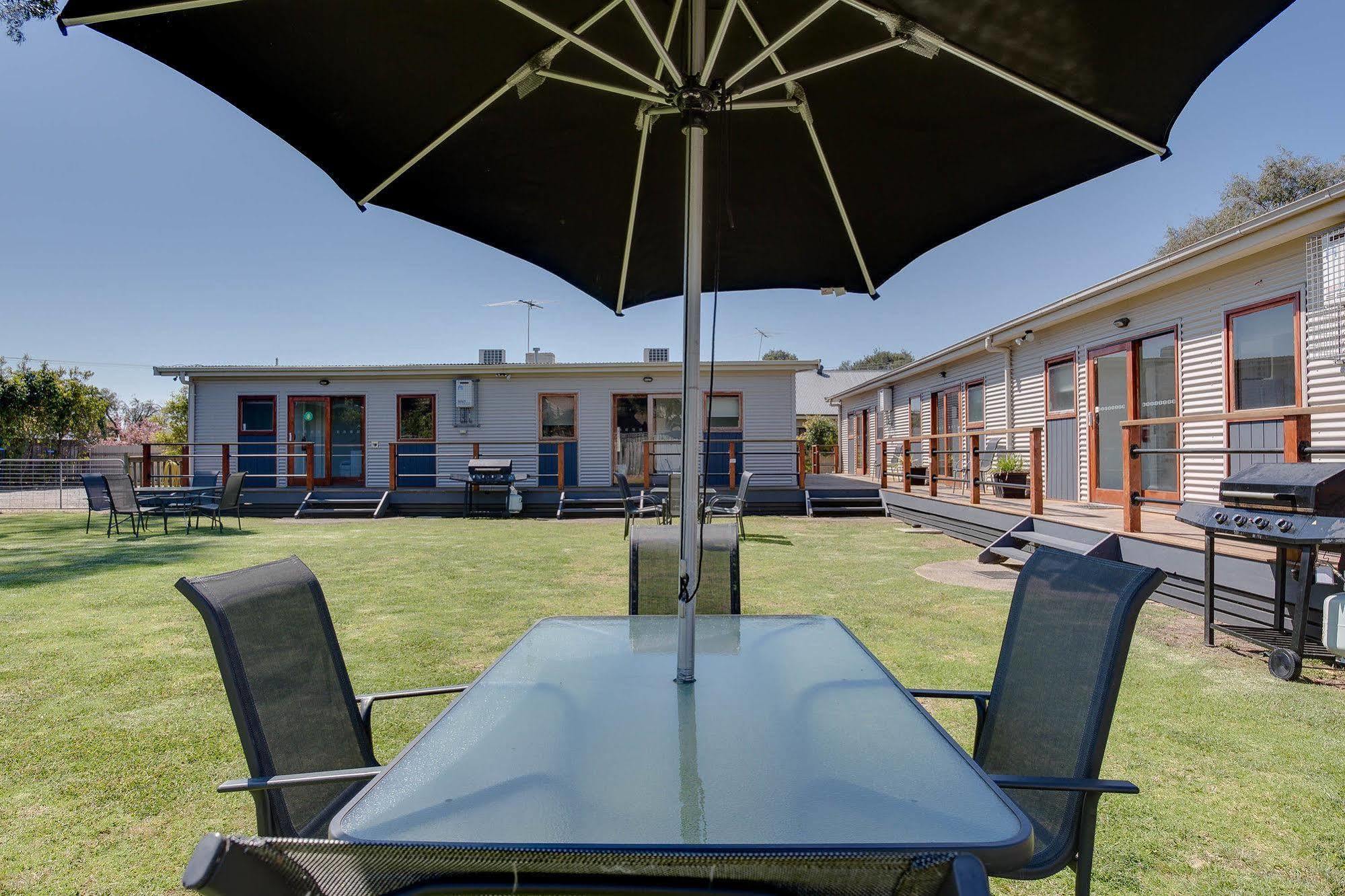 Beach Holiday Apartments Rye Exterior photo